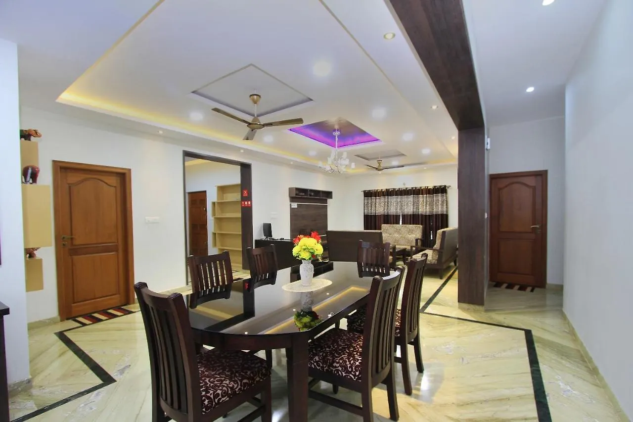Oyo 9611 Chamundi Hills Hotel Mysore 3*,  India